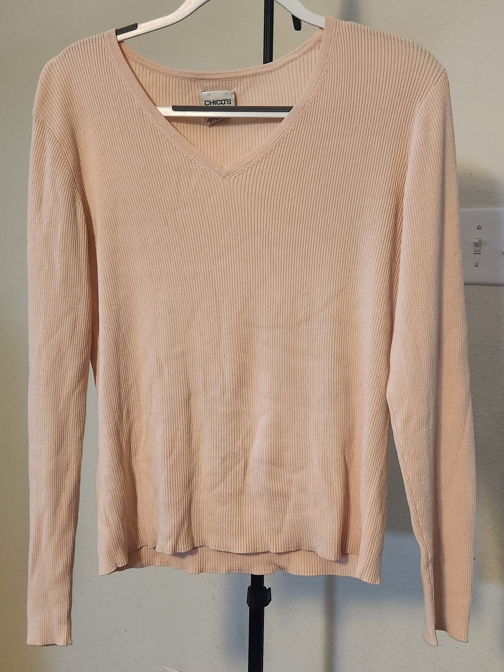 Chico's Light Peach Ribbed V-Neck Sweater